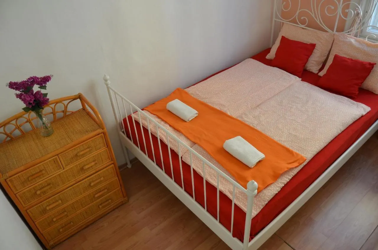 The Point Guesthouse Budapest Habitación en casa particular