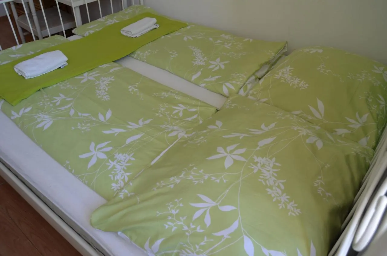 The Point Guesthouse Budapest Habitación en casa particular